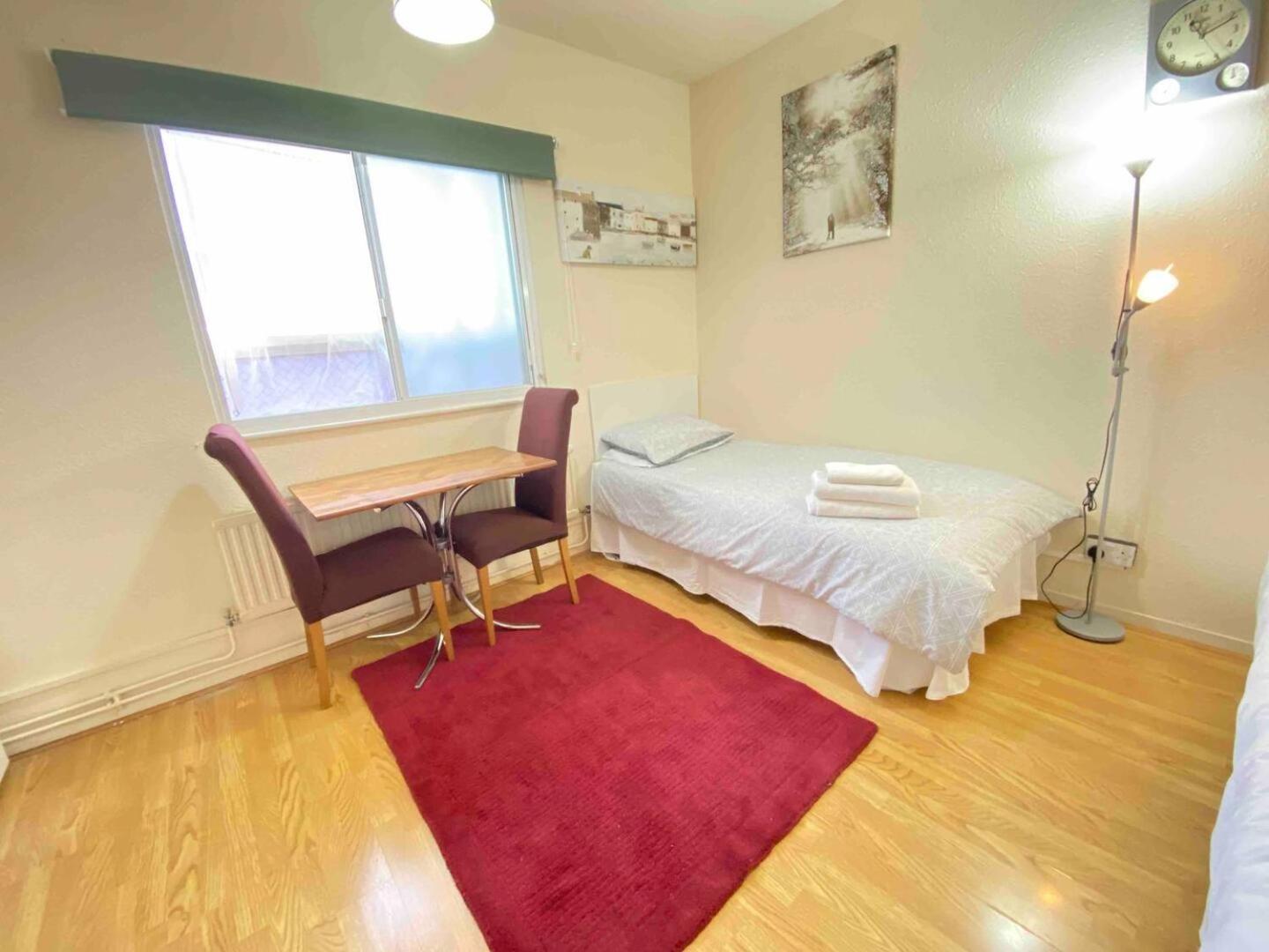 Single Room - Kings Cross, Female Only,, Guest Rooms London Eksteriør bilde